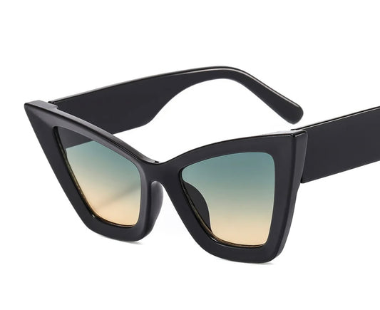 Catty Glare sólbrillurnar